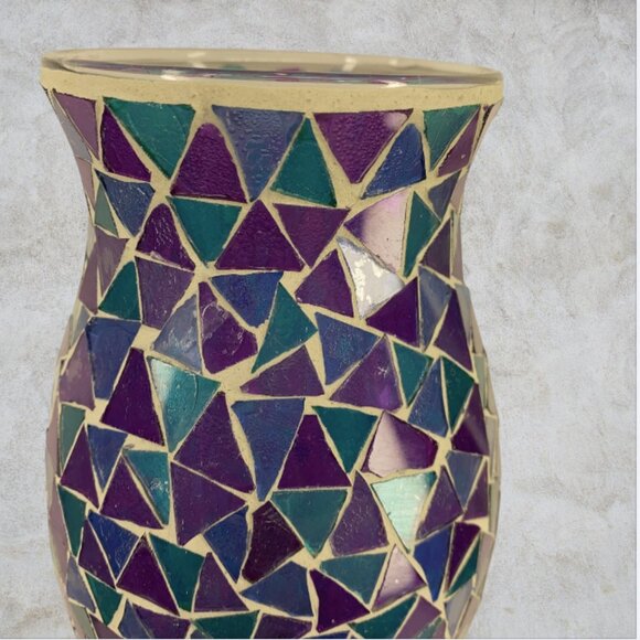 MOSAIC ACCENT LAMP -- Blue, Pink/Red Mosaic Glass, Plugs In, Shade & Base Light - Picture 4 of 7